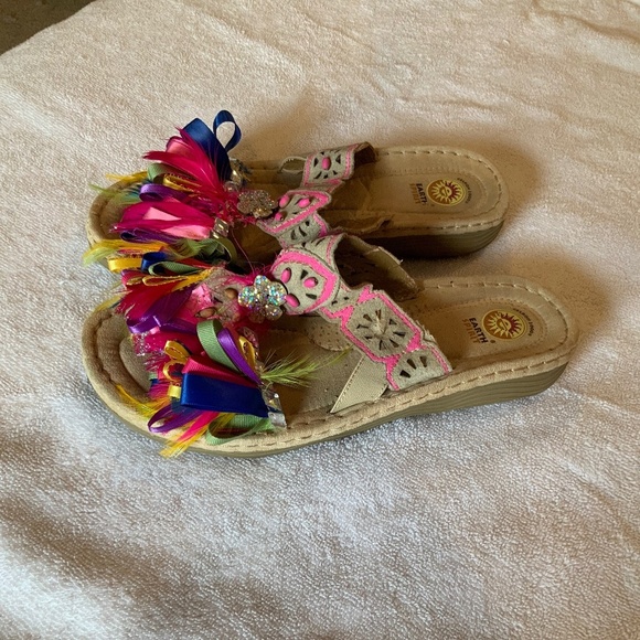 Earth Spirit Blinged Out Rhinestone Sequin Ribbon Sandals Slides Size 11 - Picture 2 of 6